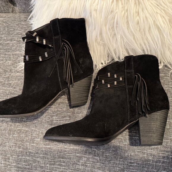 Frye Fringe Suede Booties – Women’s Size 9.5M – Black – Boho Style Boots Fringe - Picture 2 of 10